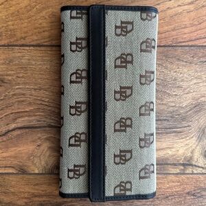 Dooney & Bourke Trifold Wallet